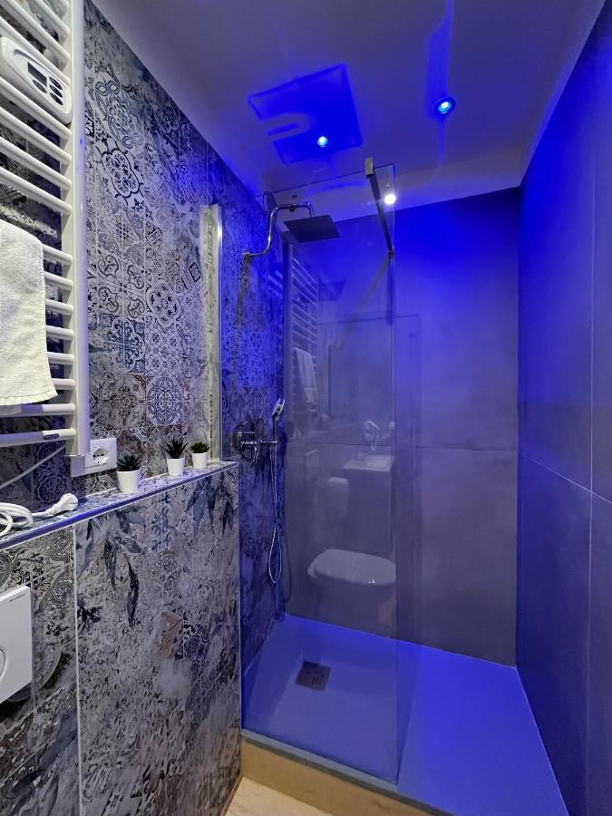 La Suite Deluxe Rooms & Apartments — Photos 2