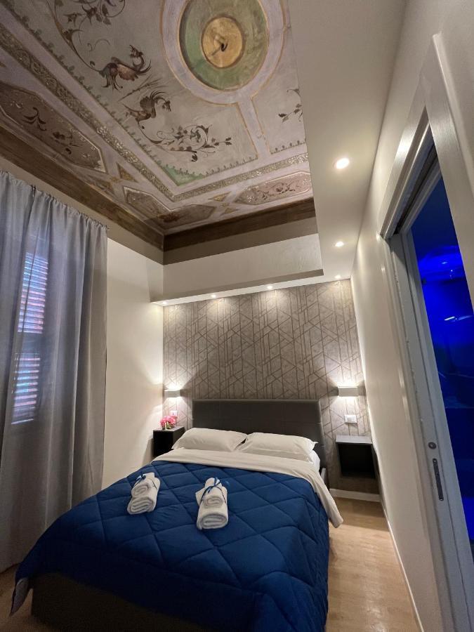 La Suite Deluxe Rooms & Apartments — Photos 3